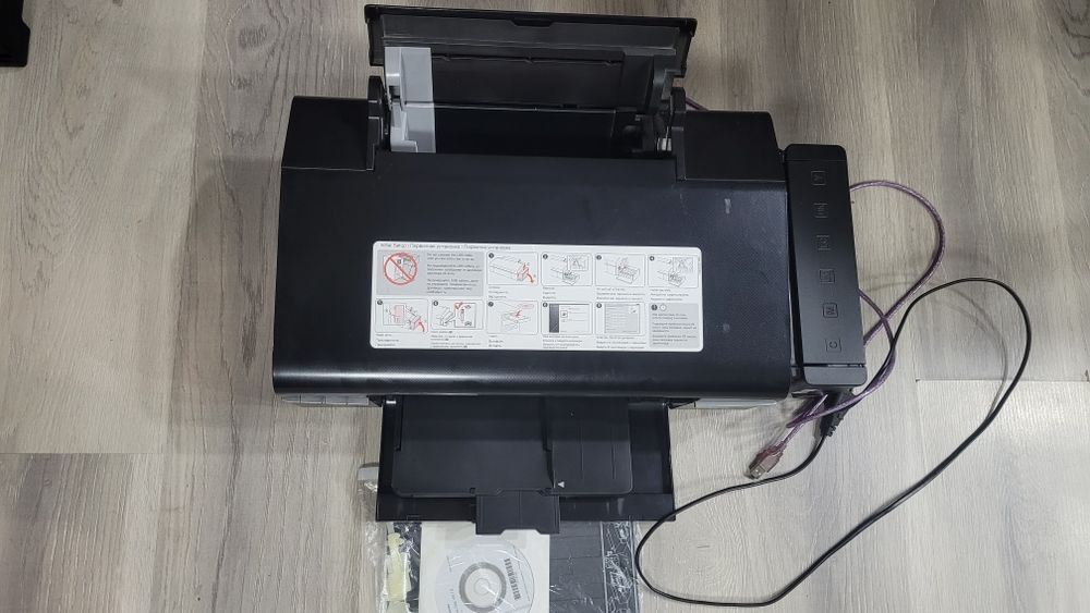 Продам цветной принтер Epson L800
