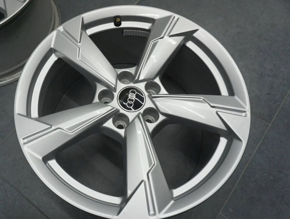 Оригинални джанти ауди 18цола. (Audi)