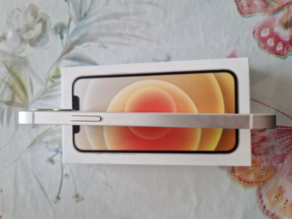 Iphone 12 128gb Бял