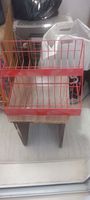 Полки, стеллажи.