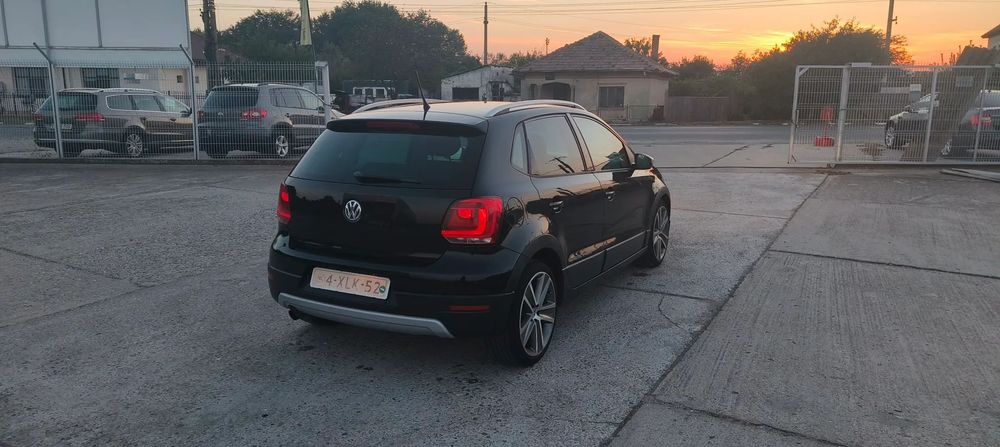 Volkswagen Polo 2010 benzină, 4.258 € — imagine 4