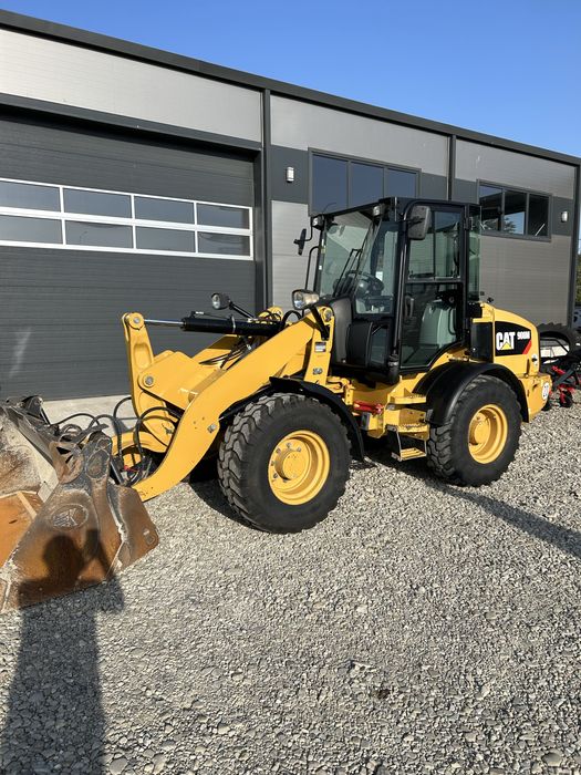 Incarcator frontal Caterpillar 908M