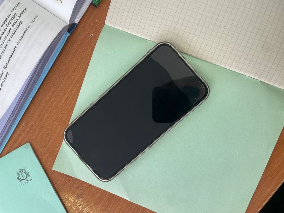 Телефон-Iphone 13 pro