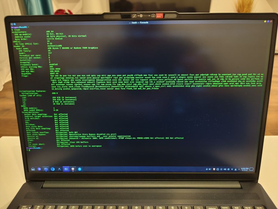 Laptop LENOVO IdeaPad Slim 3 16AHP10 Cu Garantie