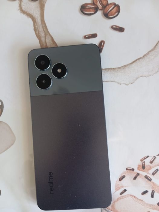 Продам риалми нож 50