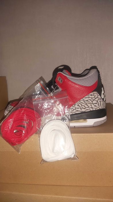 Jordan 3 Retro SE Fire Red - Номер 37.5