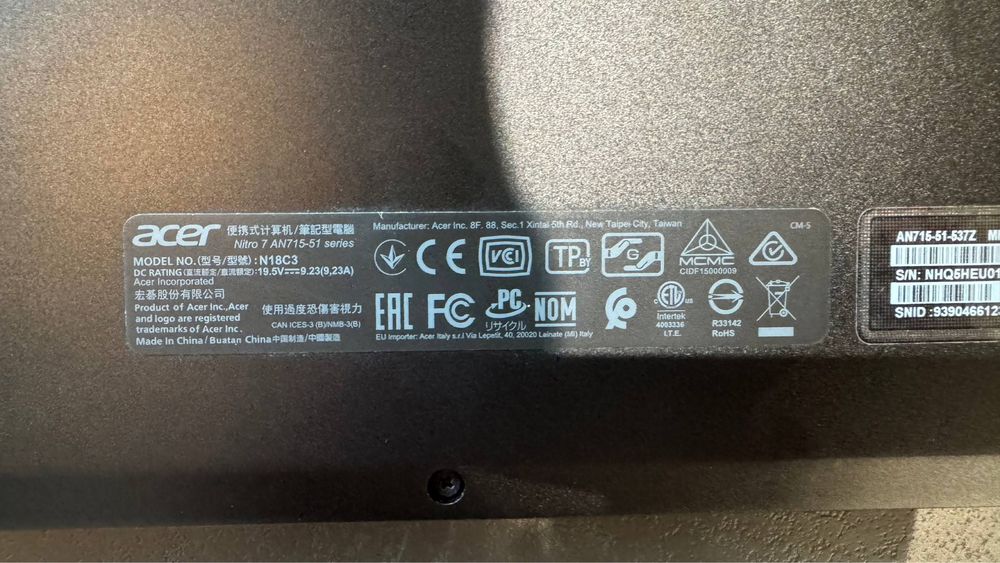 Laptop Acer Nitro 7 AN715-51