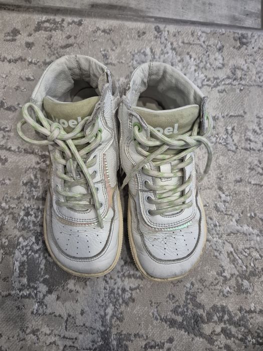 Koel боси кецове