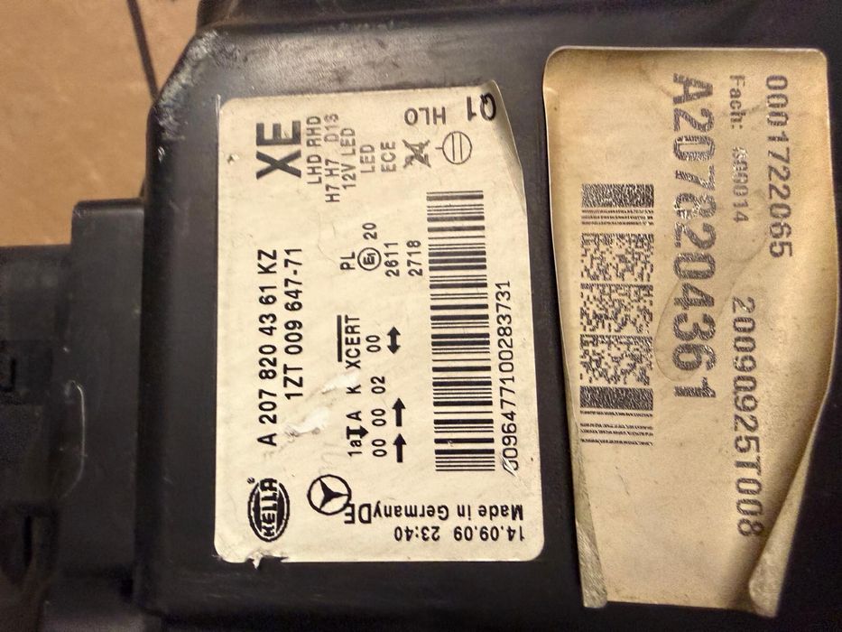 Far stanga Mercedes E Class Caupe w207 Nonfacelift 2009/2010/11/12/13