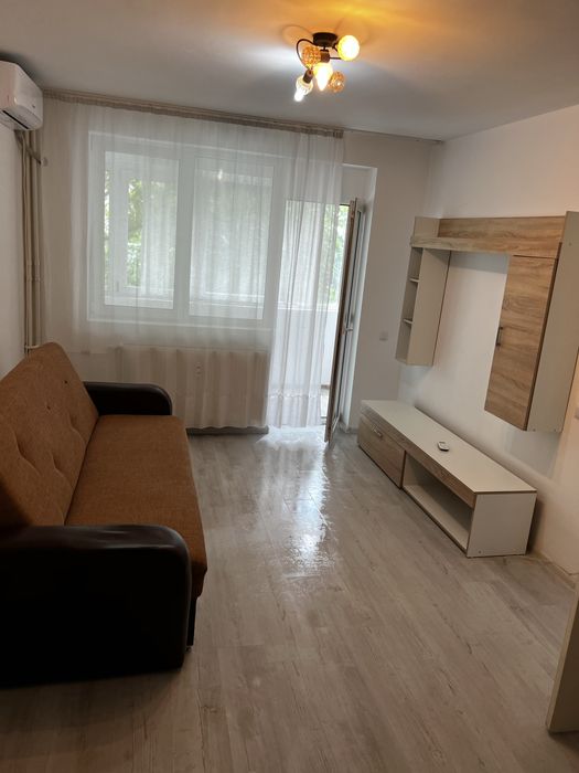 Chirie apartament crangasi