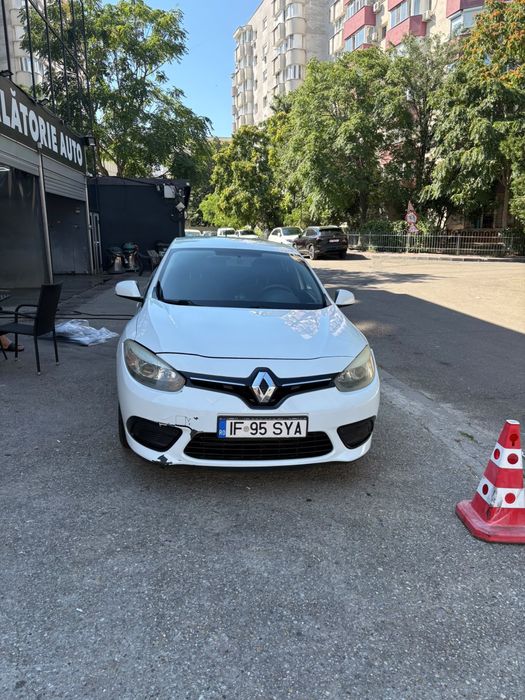 Renault fluence 2015