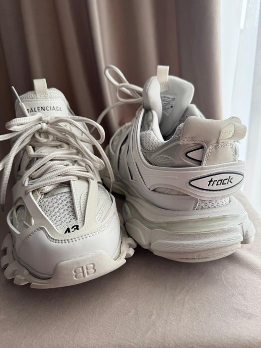 balenciaga track off white