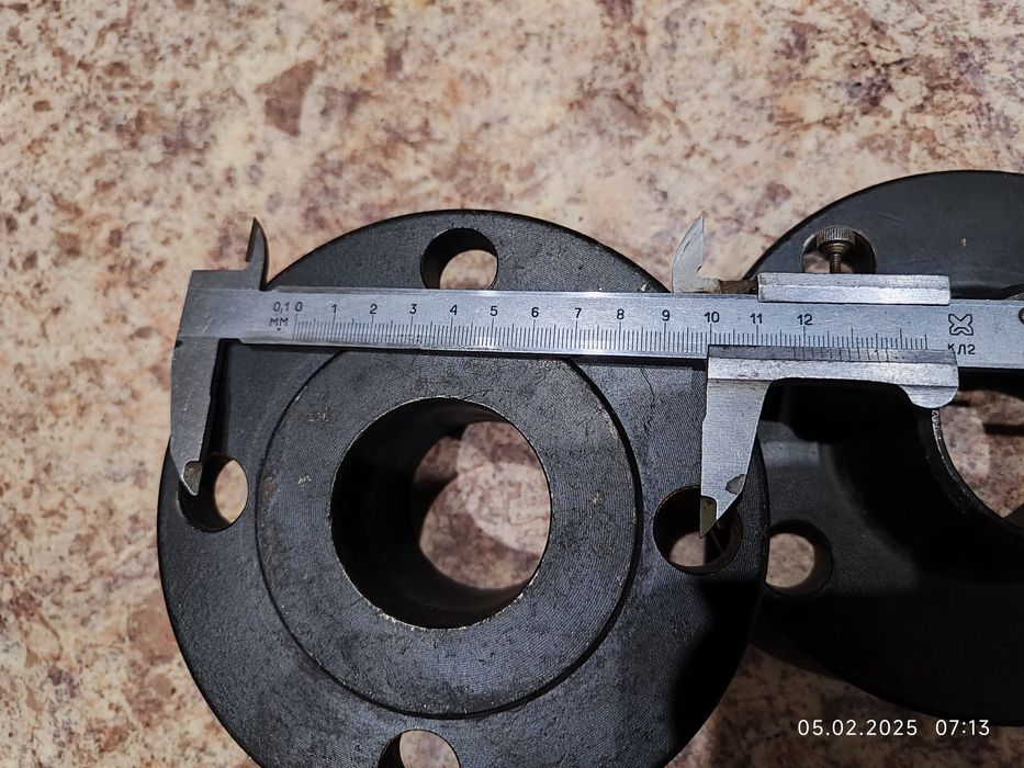 Продам флянцы диаметр на 50