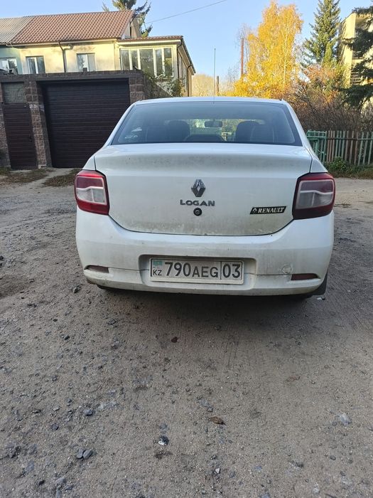 Продам срочно машину