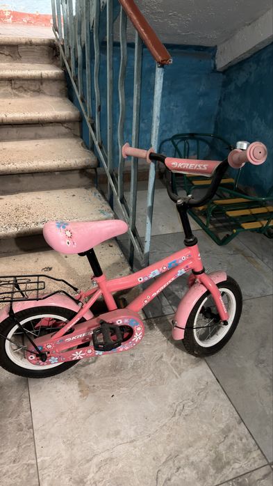 Продам велосипед на девочку 3 года
