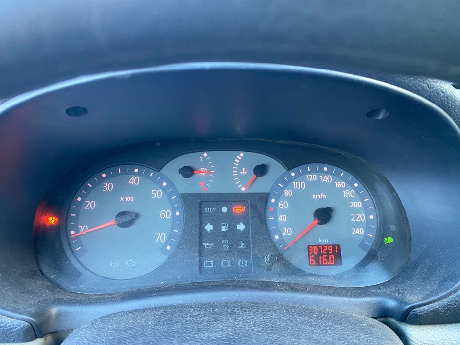 Renault CLIO 1.5 dci 2005