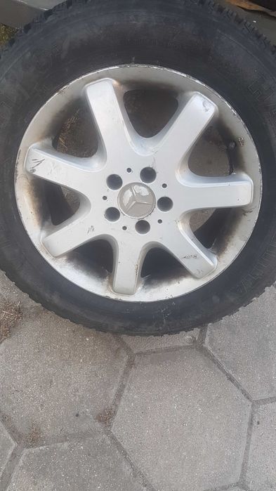 Гуми с джанти 17*