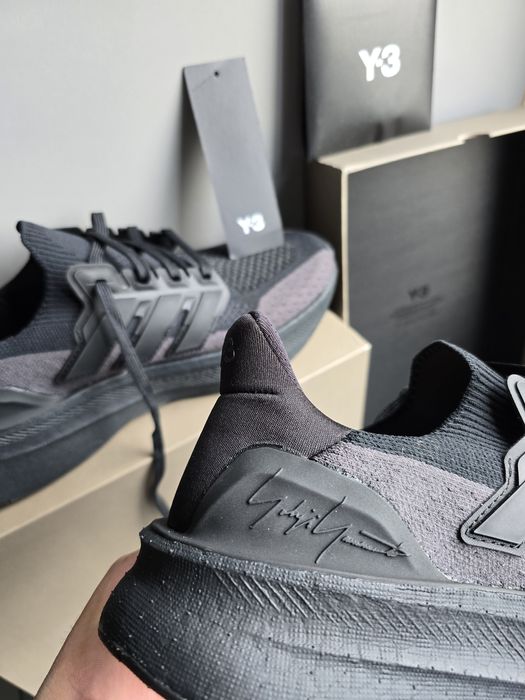 Adidas Ultraboost 5 Y3 40, 42 si 45 noi!