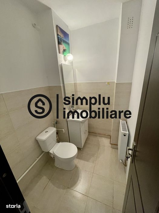 3 camere decomandate, Piata Centrala.