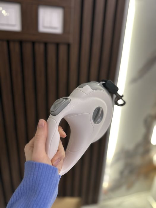 Автоматичен повод за куче 4м - със светлоотразителна и резервна каишка