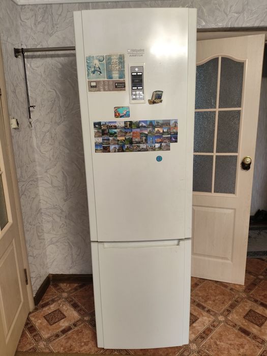 Холодильник «Hotpoint (Ariston»