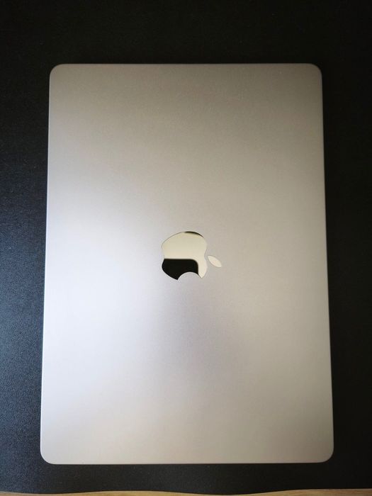 Продавам MacBook M2 (2022) — миниатюра 3