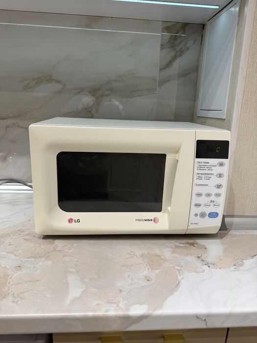 Продаётся микроволновка LG