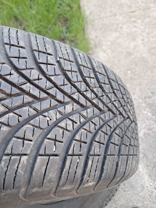 Vand jante cu anvelope iarna Debica  195 65 R15 91 H pentru Kia Ceed hatchback