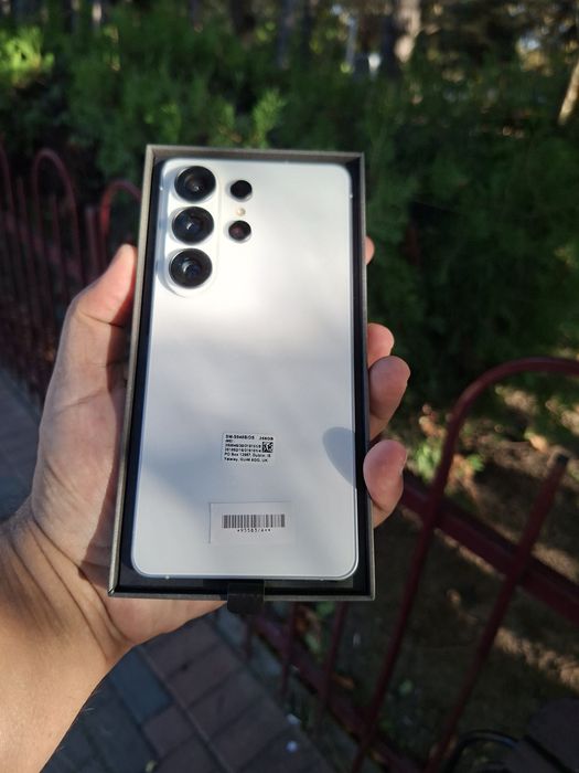 samsung S26 ultra nou 256G un ciclu de încărcare 4900 lei