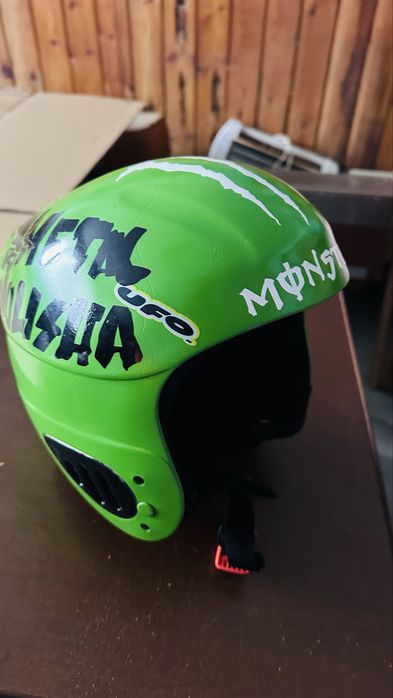 Ски каска Monster ТОП