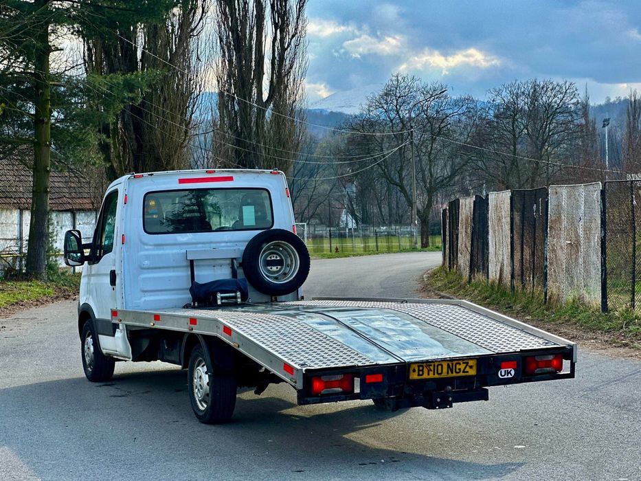 Autoplatforma iveco