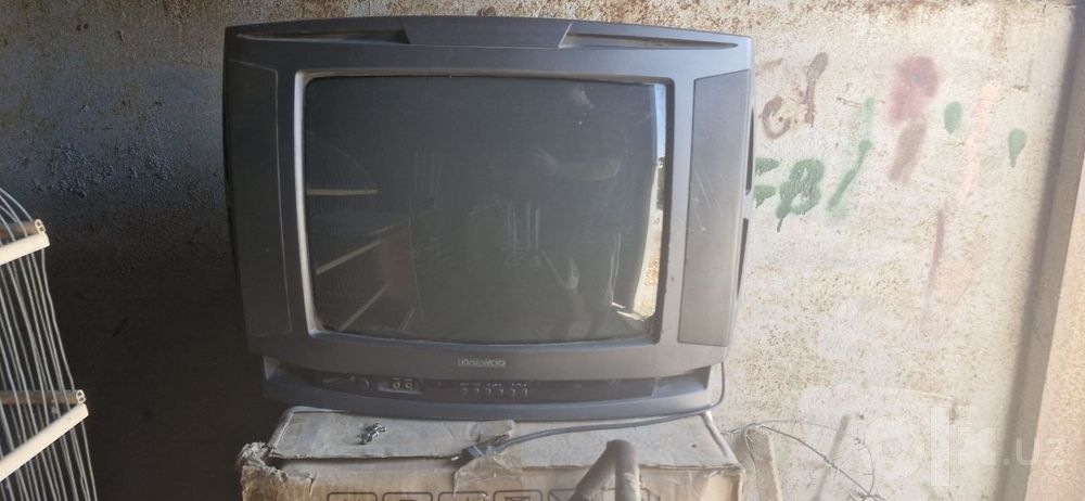 Телевизор марки Daewoo