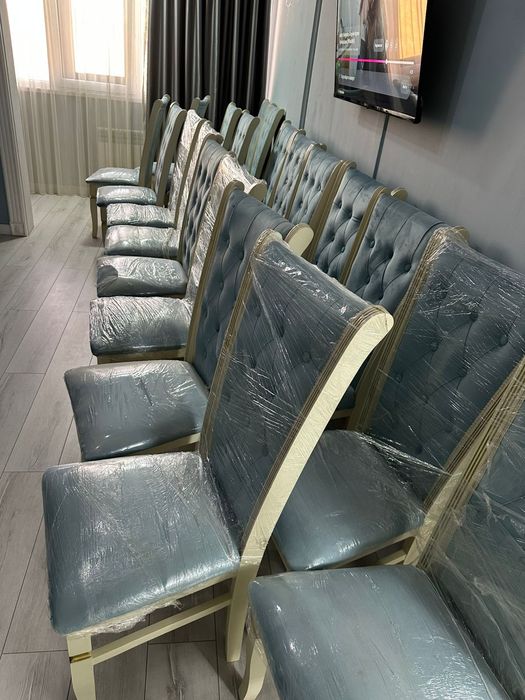 Стулья цвет голубой, новый