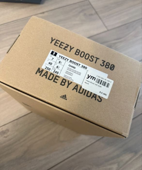 Yeezy boost 380