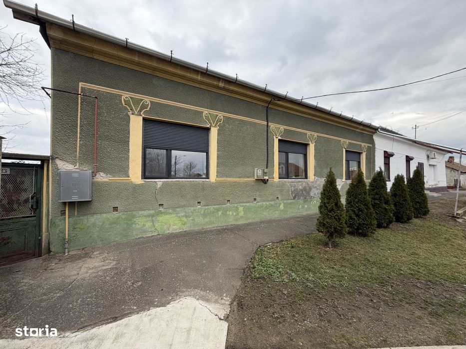 Casă de vânzare cu Teren4319mp PotențialViitorPozitieComercial Curtici