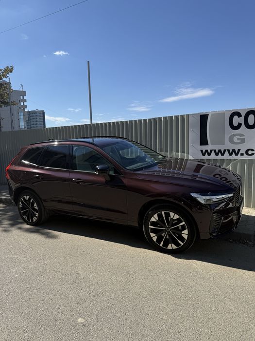VOLVO XC60 2026 — imagine 2