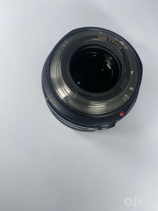 Canon 50mm orginal Obyektiv sotiladi holati zur