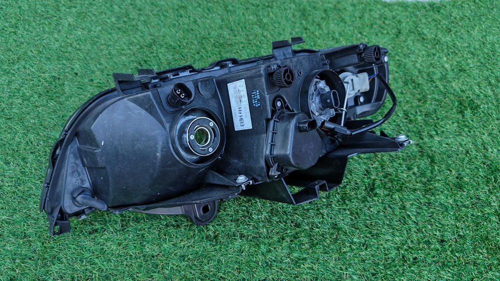 Фар за BMW X5 E53 / БМВ Х5 Е53