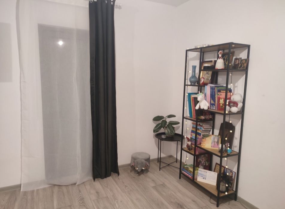 Vând  casă Albota P+1E sub prețul unui apartament
