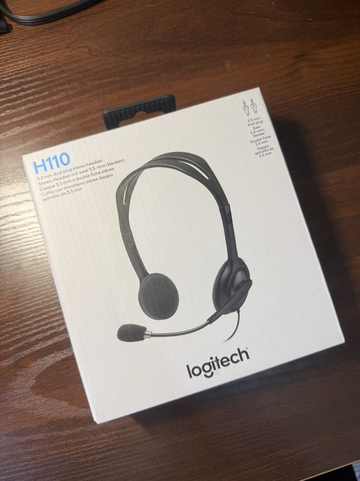 Наушники-микрофон Logitech