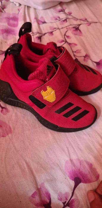 Adidasi 31 1/2(35lei),espadrile superfit  32(40lei),bluza S-m(10 lei)