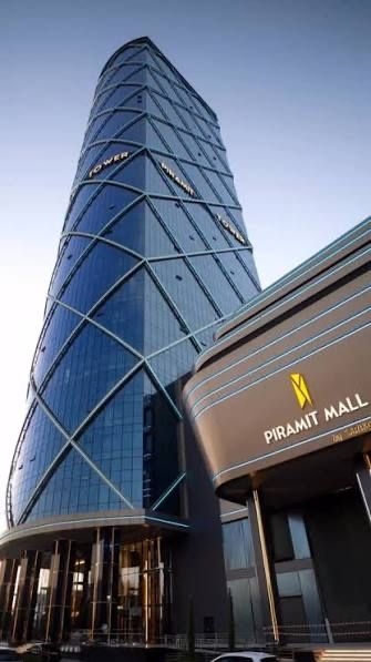 Piramit Tower Kvartira sotiladi
