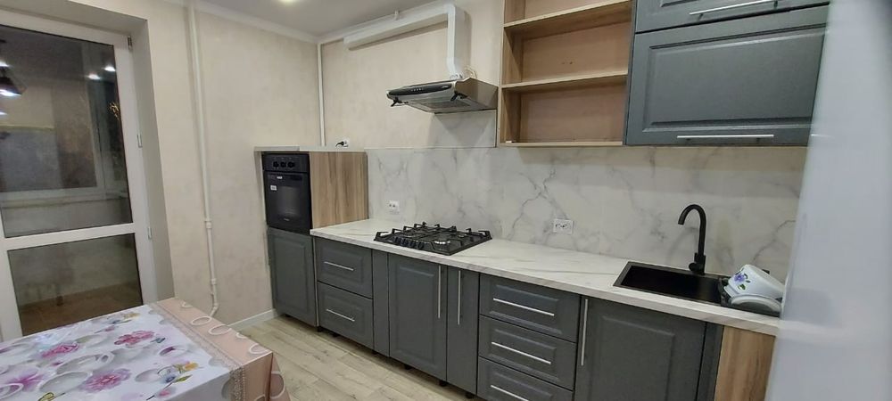 Продам трехкомнатную квартиру