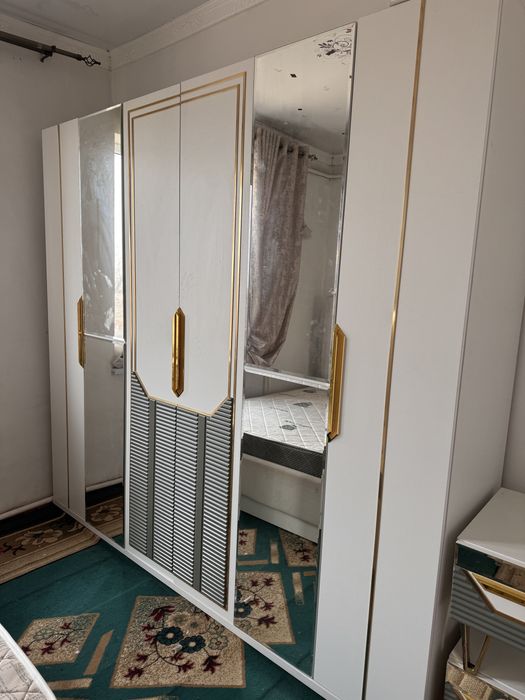 Спальный көшуге байланысты