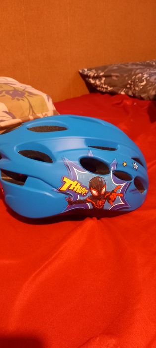 Детска велосипедна каска