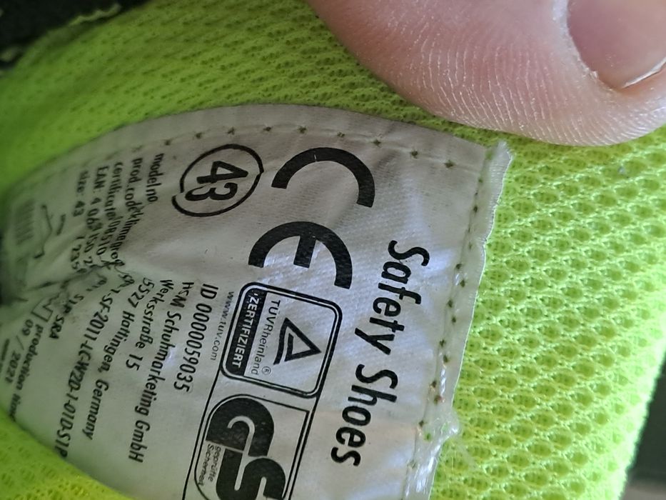 Мъжка работна обувка с бомбе