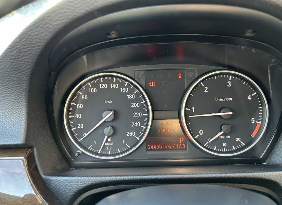 BMW E90 320xd - 4x4 - Automata - EURO5 - An 2011