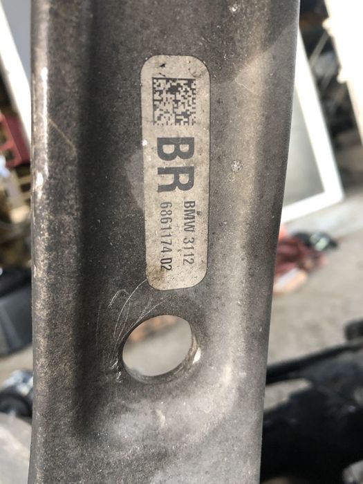 Port fuzeta dreapta si stânga rulment brat brate etrier bmw g12 g11 730xd Xdrive