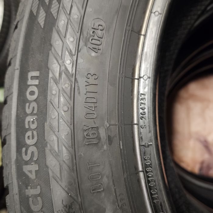 4 Нови бусови гуми 225/55R17C Continental VanCon 4Season 109H DOT4025