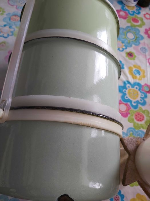 Съдове/баки за храна